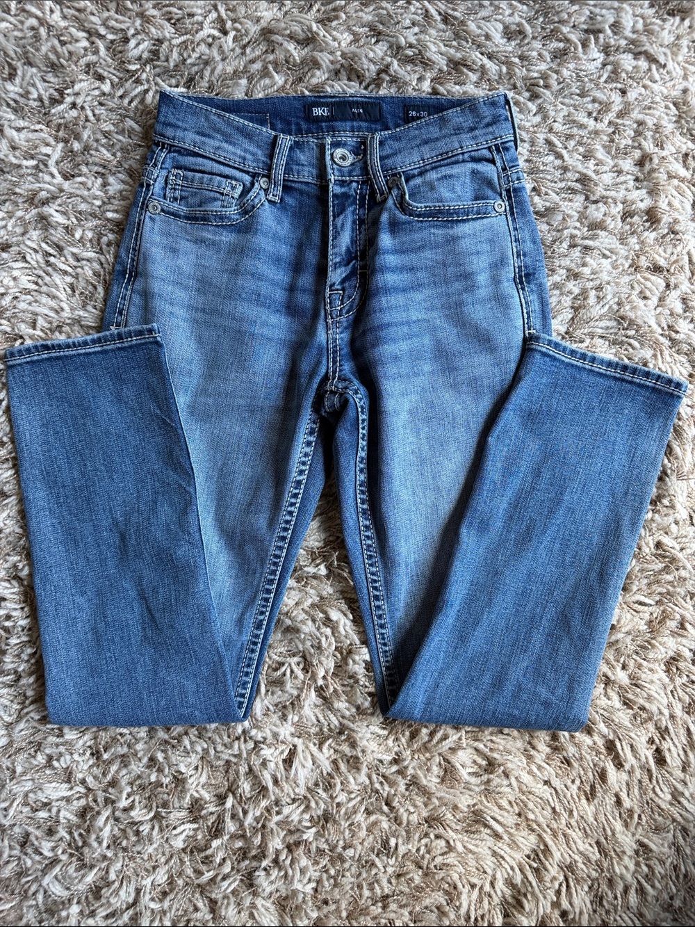 Boy’s BKE Alec Straight Stretch jeans size 26 length 30 

WORN VERY FEW TIMES